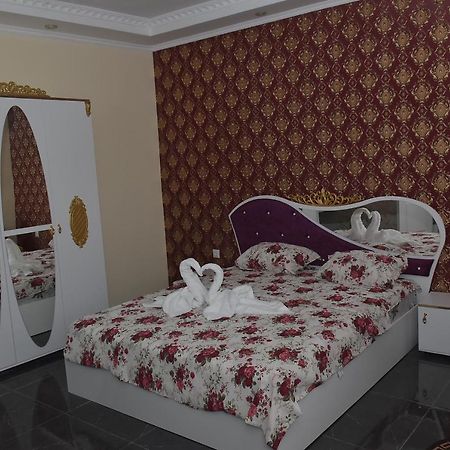 Apart Versai Warna Exterior foto