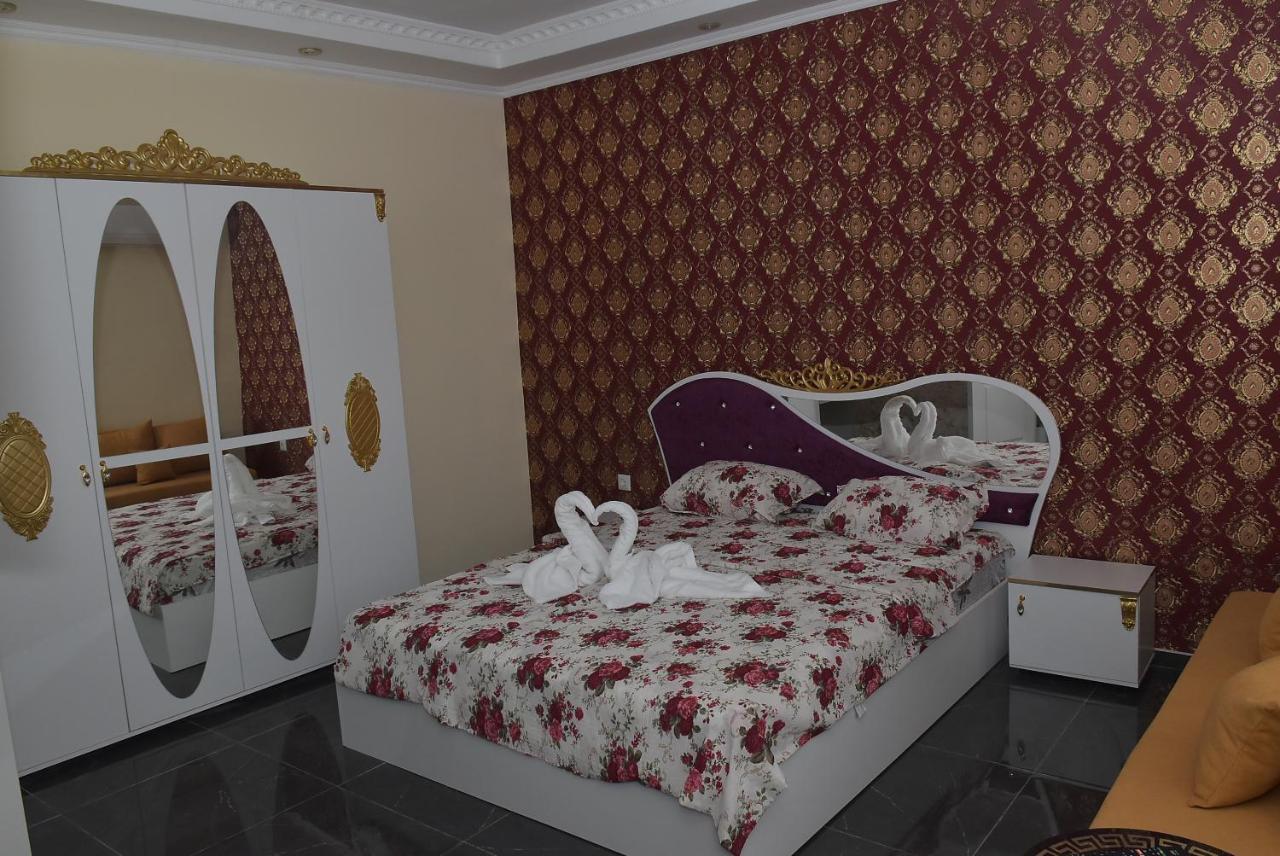 Apart Versai Warna Exterior foto